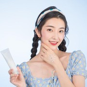 Apa Perbedaan Sunscreen dan Sunblock? Ladies Wajib Tahu!