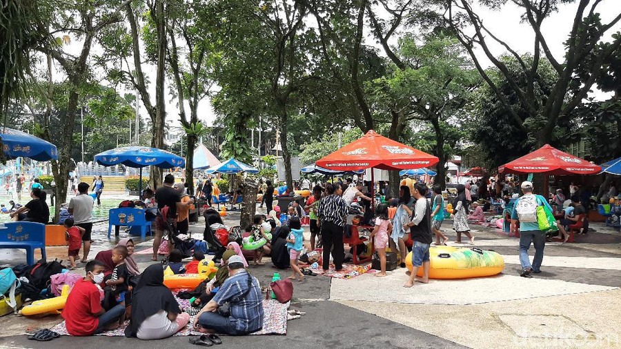 Libur Panjang, Wisata Air Di Bogor Dipenuhi Pengunjung