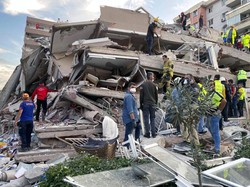 Di Tengah Ketegangan, Prancis Tawarkan Bantuan ke Turki Usai Gempa