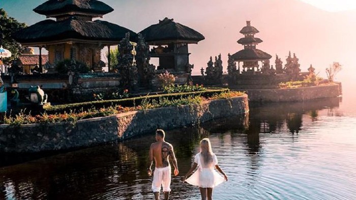 8 Destinasi Honeymoon Terfavorit di Dunia Tahun 2020