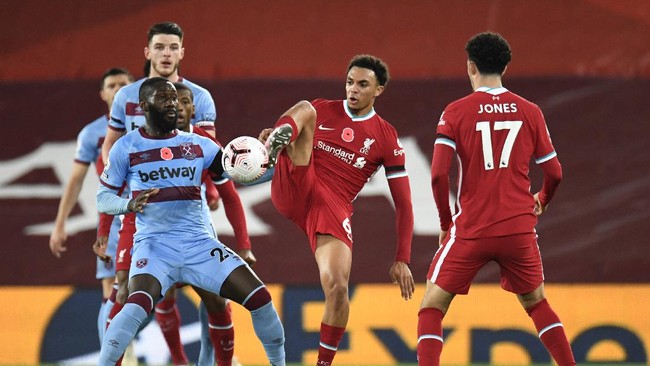Legenda timnas Brasil Cafu menilai Trent Alexander-Arnold (Liverpool) telah membuat posisi bek kanan naik ke level yang lebih tinggi.