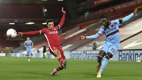 Anomali Alexander Arnold di Southampton vs Liverpool
