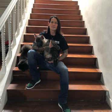 Tak Mau Paksa Istri Punya Anak, Alasan Chef Juna Bikin Baper