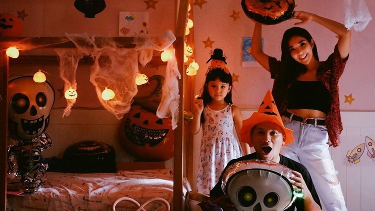 Gading Marten dan Gisella Anastasia Gading Marten dan Gisella Anastasia
