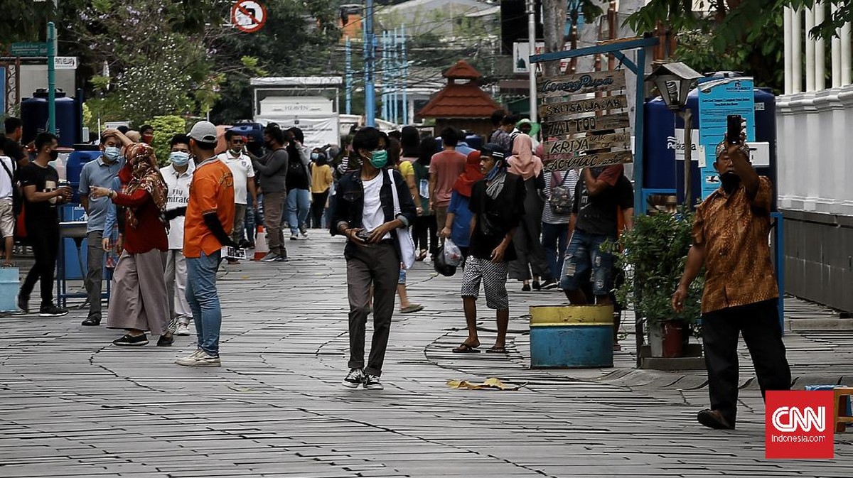 FOTO: Libur Panjang, Kota Tua Diserbu Pengunjung