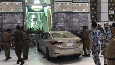 Heboh, Masjidil Haram Diterobos Mobil Sedan