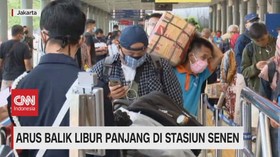 VIDEO: Arus Balik Libur Panjang di Stasiun Senen