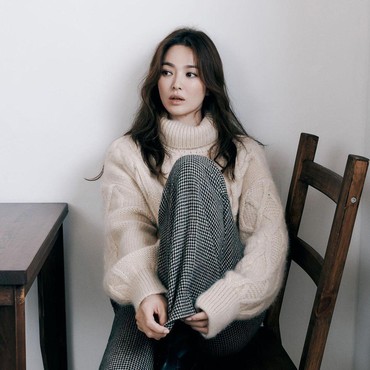 Song Hye Kyo Tengah Pertimbangkan Bintangi Drama Korea Baru