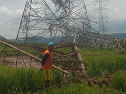 Tower SUTET di Batang Roboh, 2 Orang Petani Dilarikan ke RS