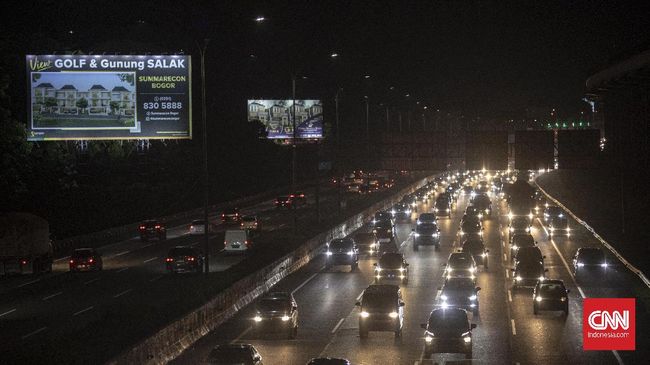 Pemkot Sebut 4 Alasan Bogor Jadi Kota Langganan Macet Kondisi parkir yang tidak tertata menjadi satu dari empat alasan Kota Bogor selalu dipadati wisatawan.