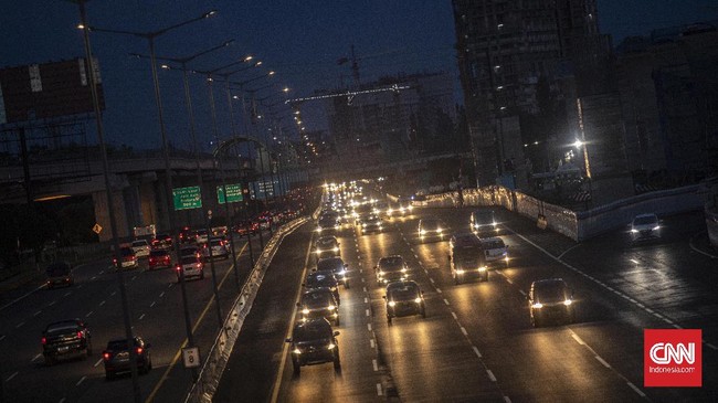 DPR mengkritik Jasamarga soal CCTV mati saat bentrok FPI-polisi di Jalan Tol Cikampek, padahal CCTV itu dapat menjadi petunjuk.