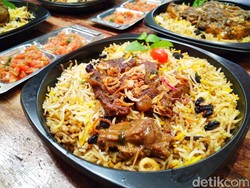 Biryani Chef Hinam : Nasi Timur Tengah Autentik yang Enaknya Bikin Nagih