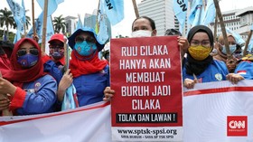 Buruh Surabaya Demo 10 November: Berjuang Menolak Omnibus Law