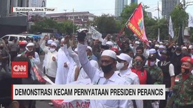VIDEO: Demo Kecam Pernyataan Presiden Perancis di Surabaya