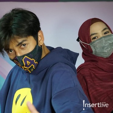 Ria Ricis Klarifikasi Hubungannya dengan Harris Vriza