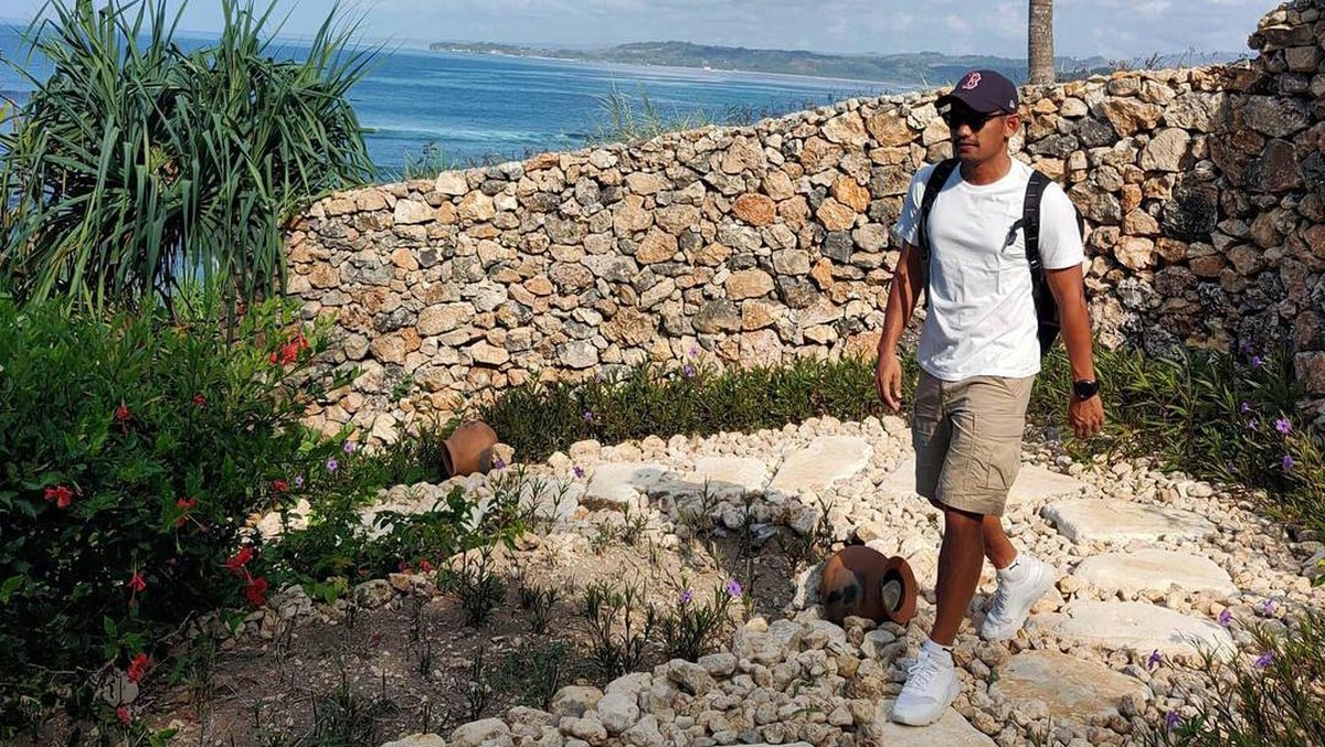 Intip Liburan Seru Ibnu Jamil & Ririn Ekawati di Sumba