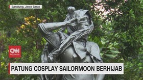 VIDEO: Patung Cosplay Sailormoon Berhijab