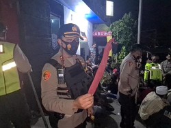 Video Ratusan Orang Diamankan Pascabentrok Ormas di Sukabumi