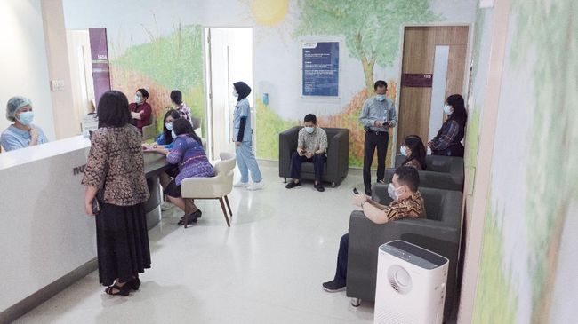PCRR Center adalah layanan yang diperuntukkan bagi pasien penyintas Covid-19 untuk dapat mengecek kondisi kesehatannya lebih lanjut.