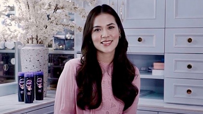 Rangkaian Produk Sunsilk Black Shine untuk Rambut Hitam Berkilau