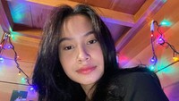 <p>Di film <em>Virgo and The Sparklings</em>, Satine berperan sebagai Ussy. Ia akan beradu akting dengan sejumlah bintang film remaja, yakni Adhisty Zara, Mawar Eva de Jongh, dan Bryan Domani. (Foto: Instagram @satinezaneta)</p>