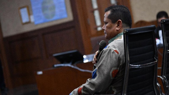 Eks kadivhubinter Irjen Napoleon Bonaparte, dalam BAP yang dibacakan di sidang Djoko Tjandra, mengungkit kedekatan Brigjen Prasetijo dengan Bambang Soesatyo.