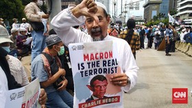 Massa Aksi Demo Bela Nabi Desak Pemerintah Usir Dubes Prancis