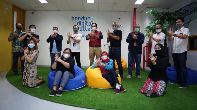 Telkom terus meningkatkan kapabilitas tidak hanya dari aspek proses bisnis tapi juga kompetensi karyawannya, mencakup pola pikir dan kesiapan digital.