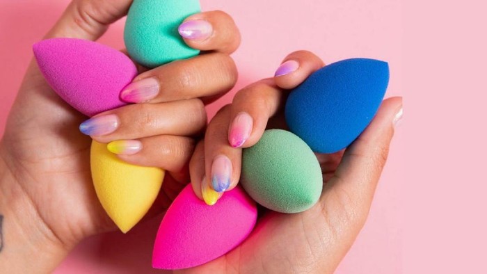 4 Cara Membersihkan Sponge Makeup dengan Bahan-bahan di Rumah