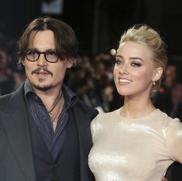 Sidang Tuntutan Johnny Depp ke Amber Heard Ditunda sampai Tahun Depan