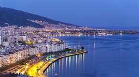 Wisata di Izmir, dari Konak Square ke Lift Bersejarah