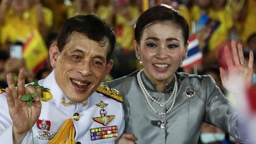 Kabar Sport CNN Terbaru : Curi Perhatian, Ratu Thailand Jadi Atlet Olahraga Selancar SEA Games