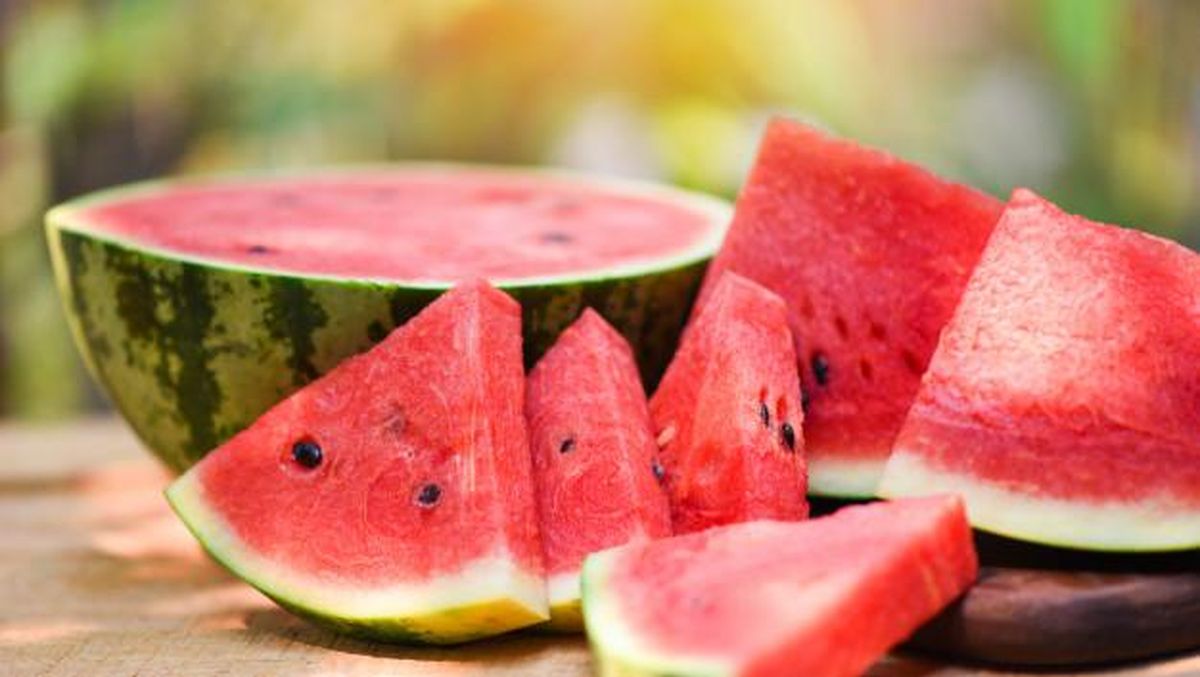 7 Buah yang Bisa Menurunkan Darah Tinggi Secara Alami