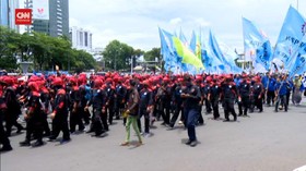 VIDEO: Buruh Kembali Geruduk DPR 9 November