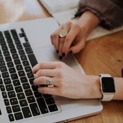 Suka Nulis Tapi Sering Alami Writer's Block? Cobain Tips Ini