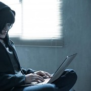 Tips Tingkatkan Karier di Kantor bagi Introvert