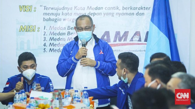 Ketua Panitia Pengawas Kecamatan Medan Deli, Faisal Haris diduga melanggar kode etik Peraturan DKPP 2/2017 tentang Kode Etik Penyelenggara Pemilu/Pilkada.
