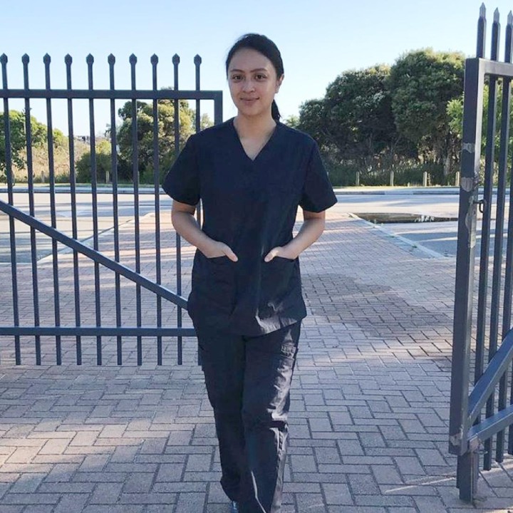 <p>Jill mengatakan, penghuni panti jompo tersebut adalah orang-orang tua yang mengidap penyakit seperti stroke, parkinson, demensia, penyakit jantung, dan penyakit-penyakit lain yang tak bisa lagi diatasi oleh keluarga pasien. (Foto: Instagram @carissajill)<br /><br /><br /></p>