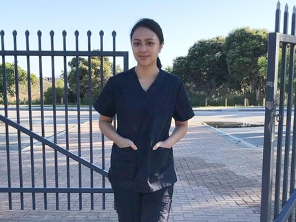 Jill Carissa 'Angling Darma' Rawat Kaum Jompo di Australia, Takut Kena Corona