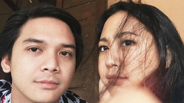 Perjalanan Cinta Sherina dan Baskara yang Jarang Terekspos Media