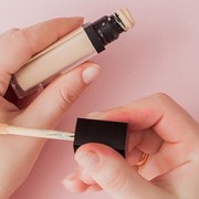 6 Tips Beli Foundation yang Tepat untuk Riasan Flawless