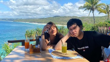 img-title Punya Pacar Baru, Aurelie Moeremans Bandingkan dengan Perawakan Ello