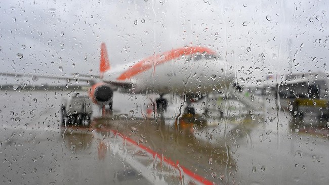 FOTO: Selamat Tinggal Bandara Tegel Berlin