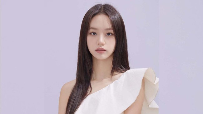 Hyeri Menampilkan Kemampuan Akademisnya yang Luar Biasa sebagai Jenius dalam Serial Misteri "Friendly Rivalry"