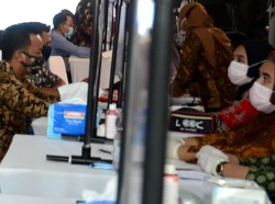 Orang RI Diprediksi Bakal Banyak Ngutang hingga Akhir Tahun