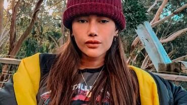 img-title Sandang Status Single, Ratu Felisha Kembali Terjun ke Dunia Akting