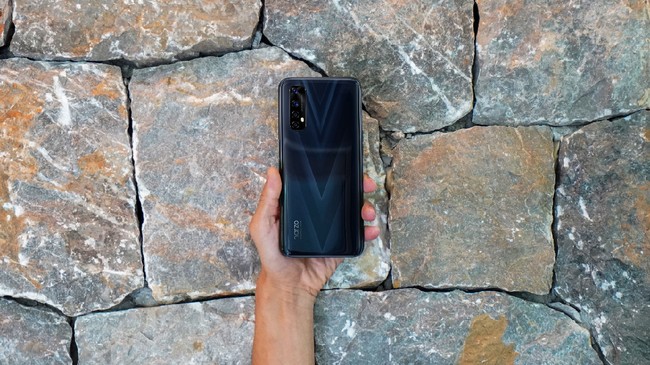Ada beberapa pertimbangan bagi seseorang untuk memutuskan mengganti HP atau smartphone, salah satunya baterai yang tak mampu lagi mengisi.