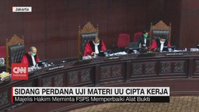VIDEO: MK Gelar Sidang Perdana Uji Materi UU Cipta Kerja