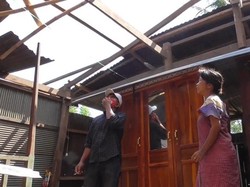 Tolong! Rumah Kakak Beradik Difabel di Polman Rusak Diterjang Angin