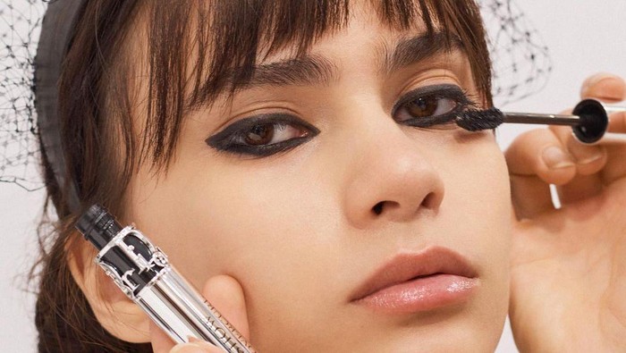 5 Kesalahan Menggunakan Maskara yang Perlu Dihindari
